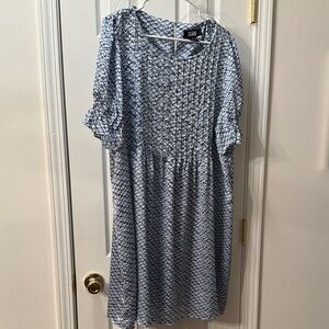 DKNY White and Blue Geometric Midi Dress